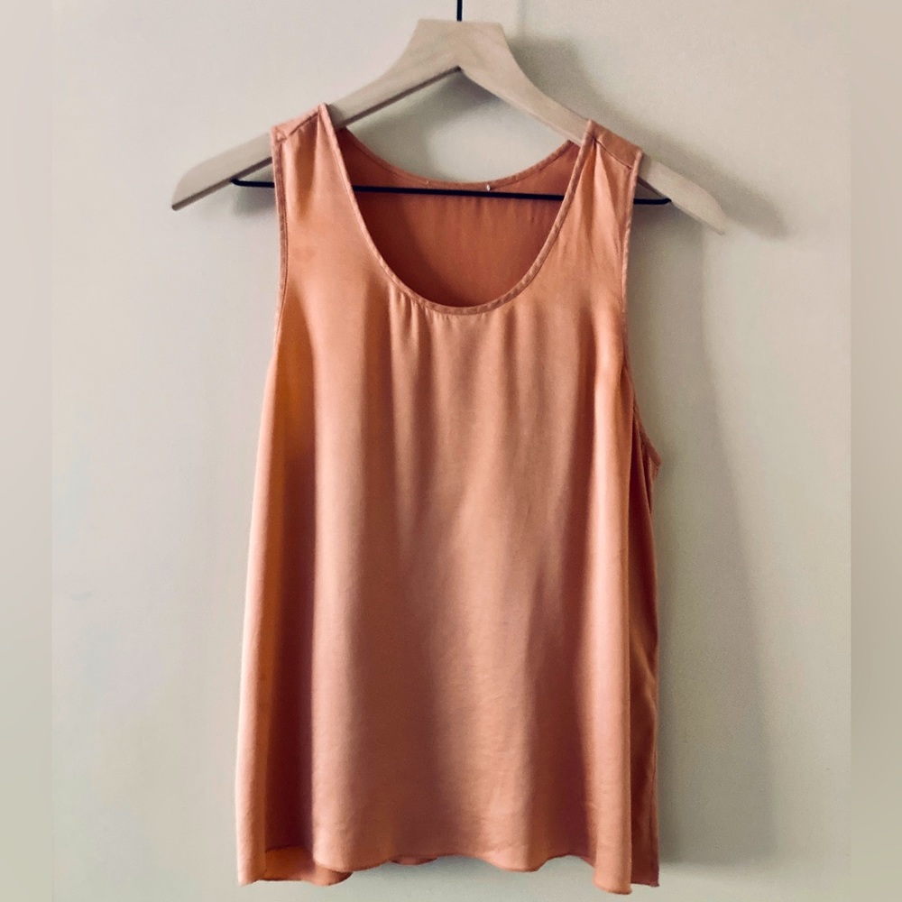 Lunya Washable Silk Tank (size small)